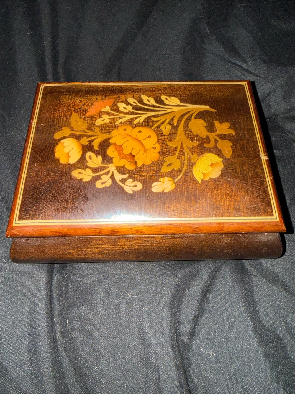 Vintage Floral Inlay Wooden Trinket Box - Brown and Gold Floral Design